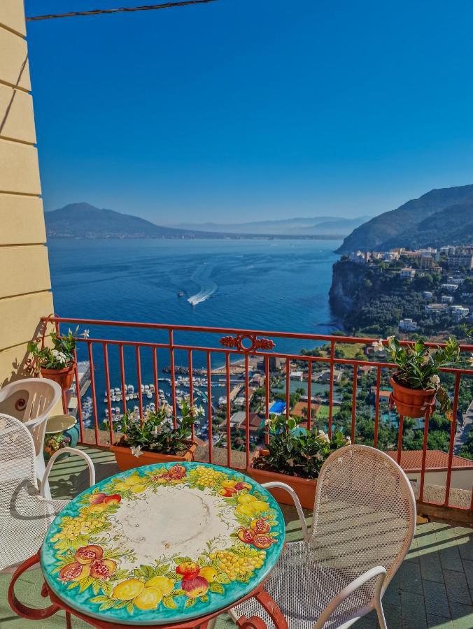 La Torretta Sea View Rooms 비코에쿠엔세 외부 사진