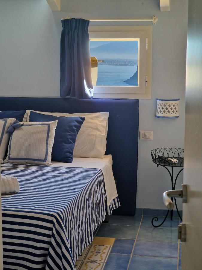 La Torretta Sea View Rooms 비코에쿠엔세 외부 사진