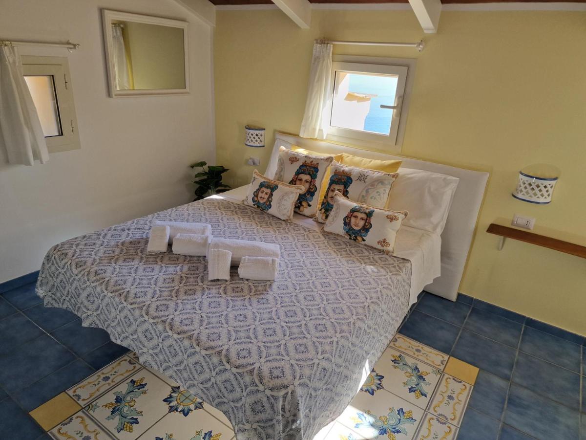La Torretta Sea View Rooms 비코에쿠엔세 외부 사진